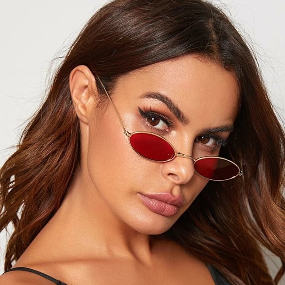 Pretty Haute Accessories - 90's Vibe Red Oval Frame Sunglasses